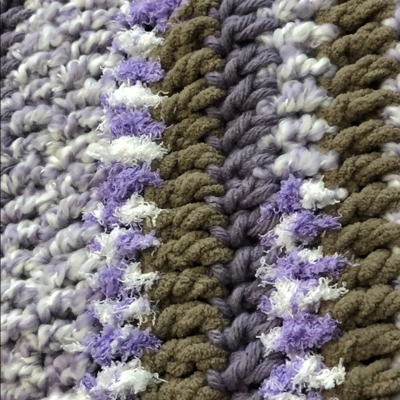 🛍️ ‼️1 OF A KIND‼️NEW‼️ Handmade Bernat Baby Blanket